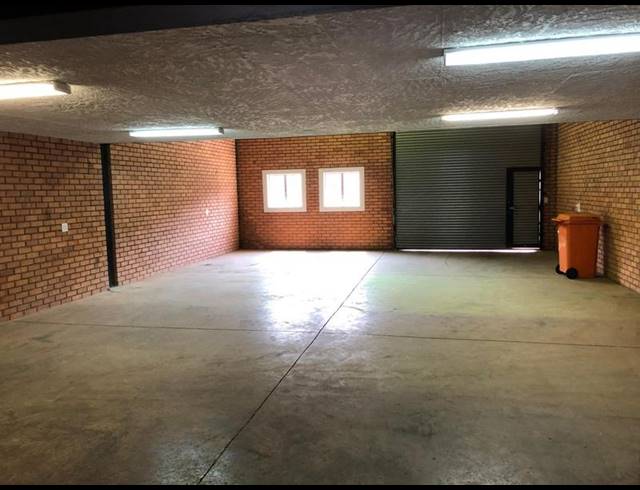 INDUSTRIAL PROPERTY TO RENT IN HENNOPSPARK
